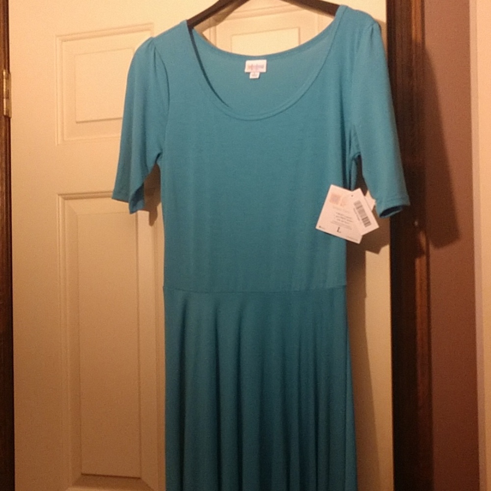 LuLaRoe Nicole Ringer, large